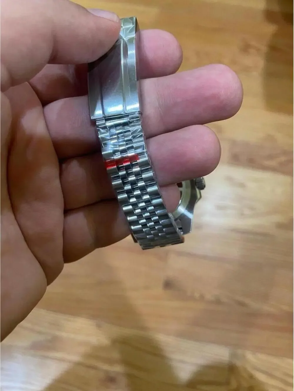 Stainless Steel Mechanical Watch with Sapphire Crystal stock 247